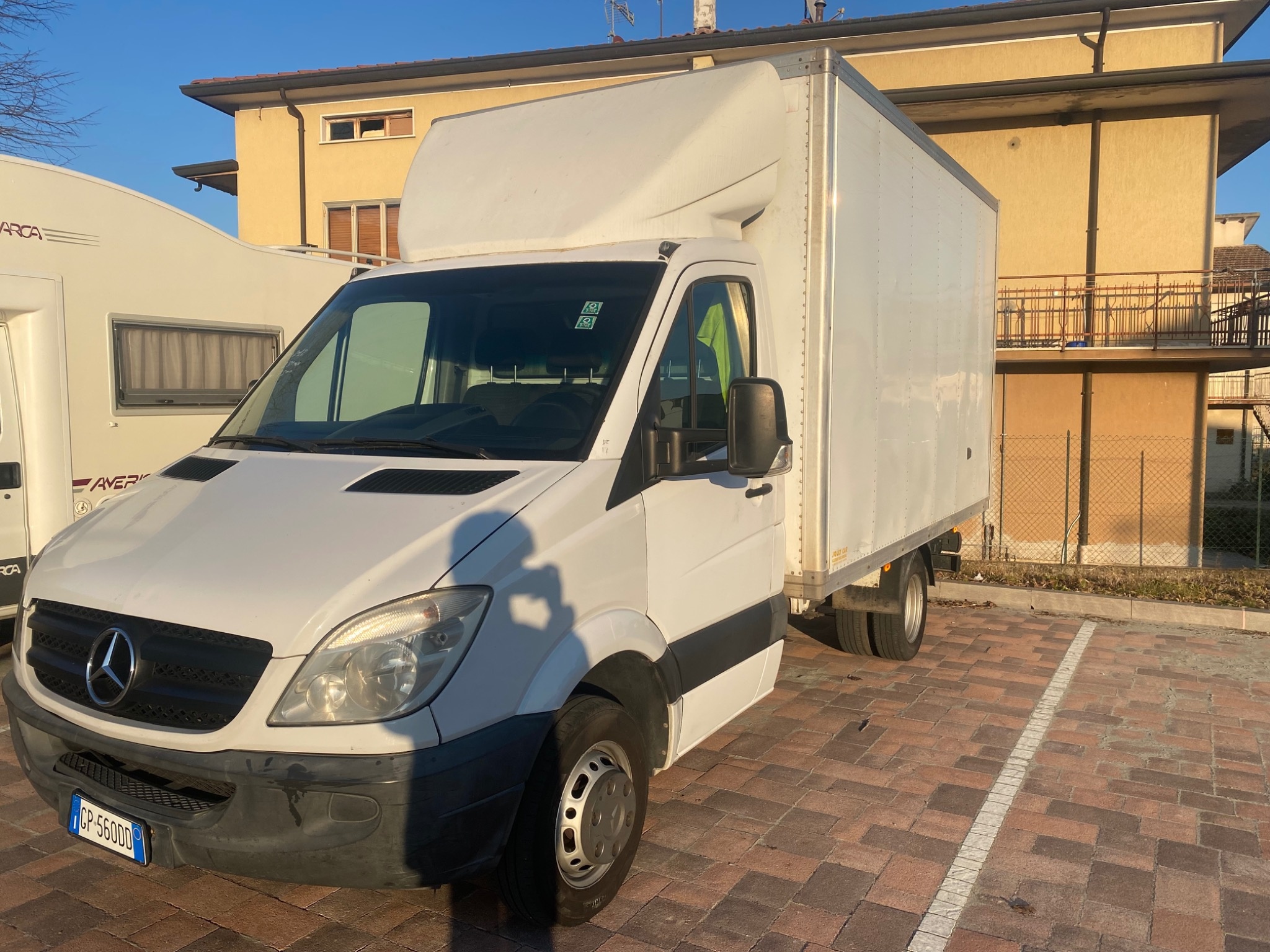 Mercedes-Benz 416 CDI con cassone